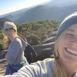 Meet your Posher, Katelyn